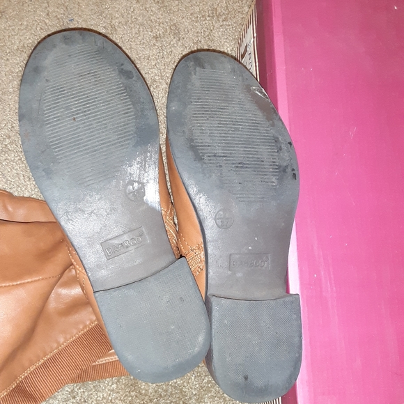 Boots - Picture 3 of 3